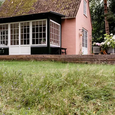 A Beautiful, Refurbished Summer House From 1927 * Rørvig
